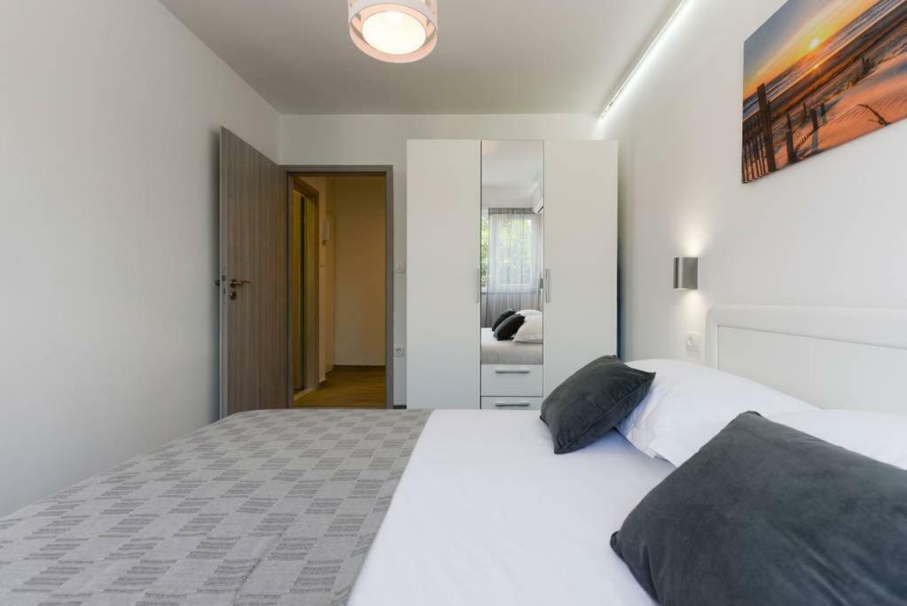 Reza Luxury Apartment Zadar Buitenkant foto