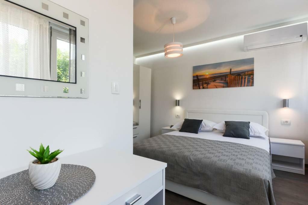 Reza Luxury Apartment Zadar Buitenkant foto